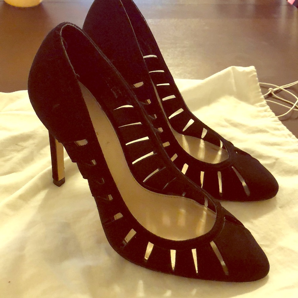 ZARA black Suede pumps